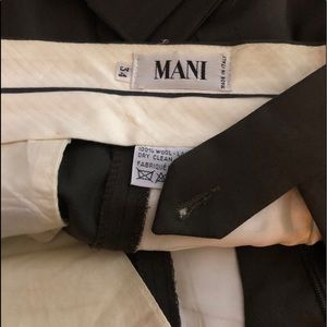 Giorgio Armani MANI olive colored slacks